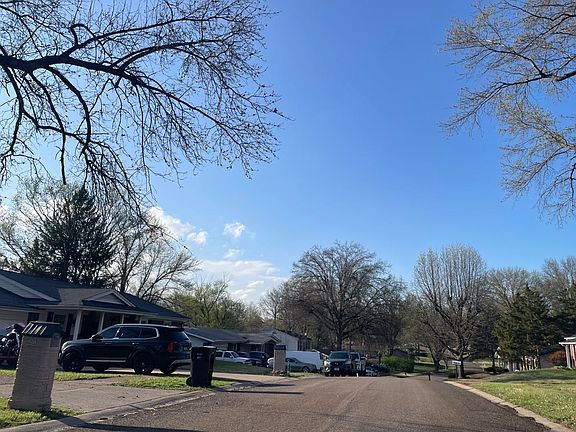 5th image of 11720 Sheffield Dr