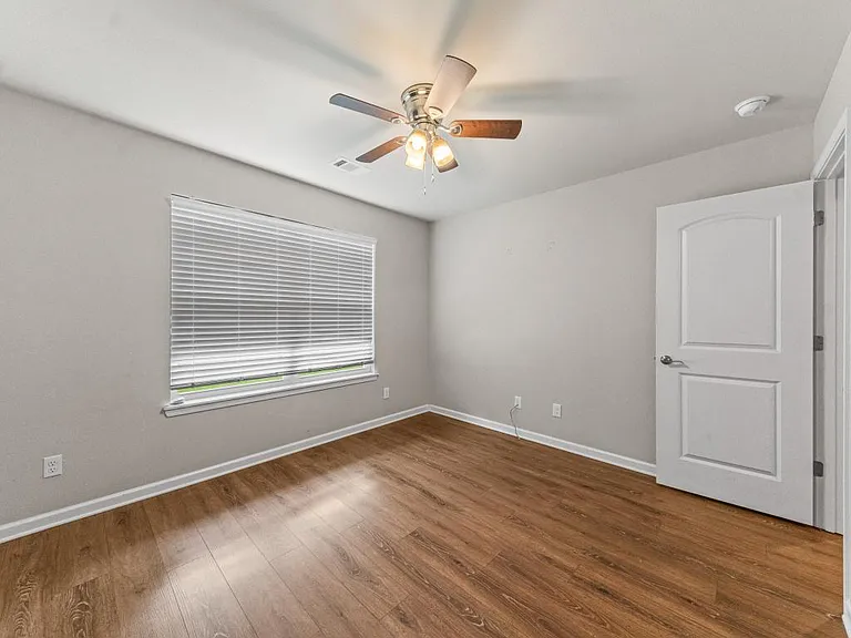 102 Cheyenne St — Photo 28