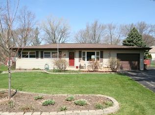 1028 Ronzheimer Ave, St Charles, IL 60174