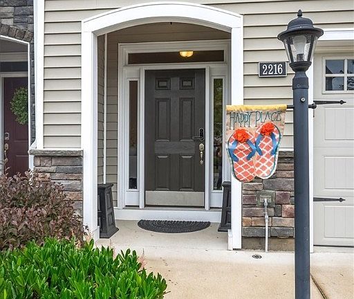 3rd image of 2216 Perennial Cir Unit 28-F