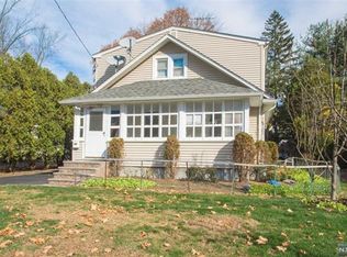 10 Ward Ave, Wyckoff, NJ 07481