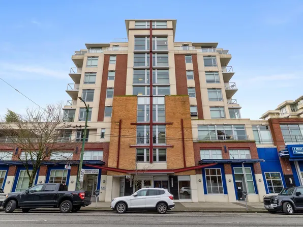 2228 Broadway W #608, Vancouver, BC V6K 0B1