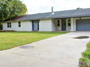 7400 Magnolia Beach Rd, Denham Springs, LA 70726