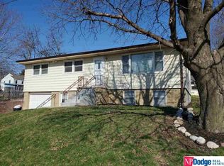 3205 N 70th Ave, Omaha, NE 68104