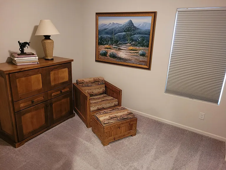 Guest bedroom #2/Flex room