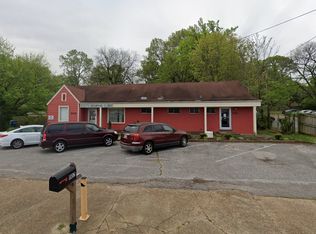 1107 E Raines Rd, Memphis, TN 38116