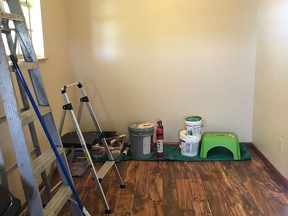 5th image of 1535 Elgin Dr
