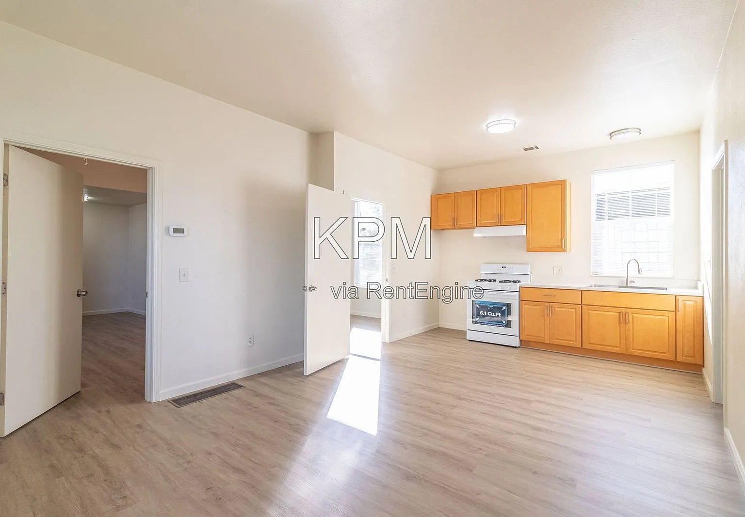2 bed, 2.0 bath, 1590 sqft, $1,650 — Photo 4
