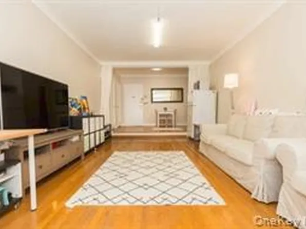 67-107 Burns Street image 3 of 3