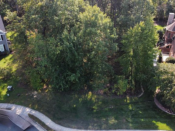 3rd image of 11304 Cromwell Ct