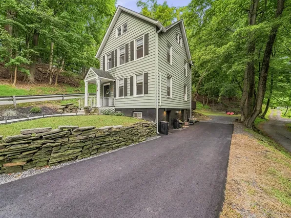 41 Wood Avenue, Cornwall On Hudson, NY 12520