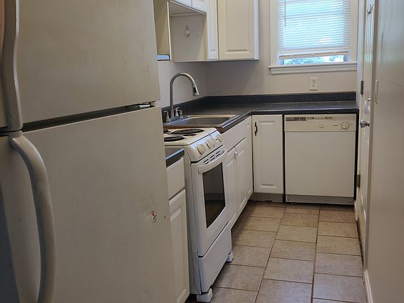 2nd image of 656 Providence St APT 301