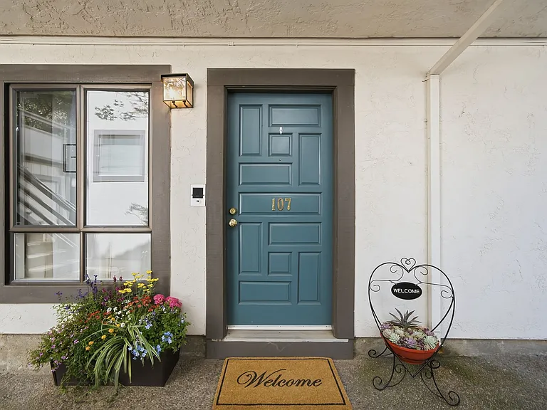 2411 Carlmont Dr #107 — Photo 5