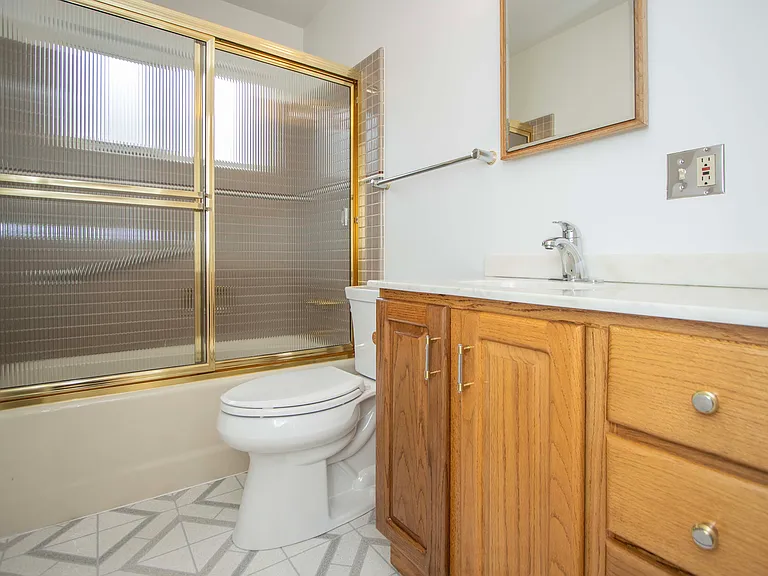 8 Azalea Dr — Photo 21
