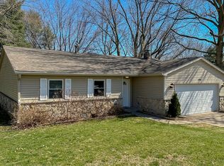 499 N Peterman Rd, Greenwood, IN 46142