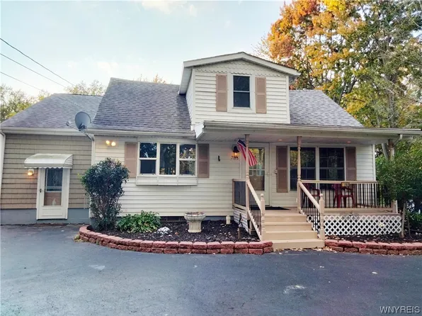7178 Witmer Rd, North Tonawanda, NY 14120