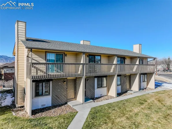 501 Comanche Village Dr, Fountain, CO 80817