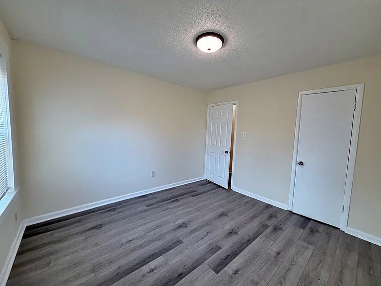 684 Lipford St — Photo 7