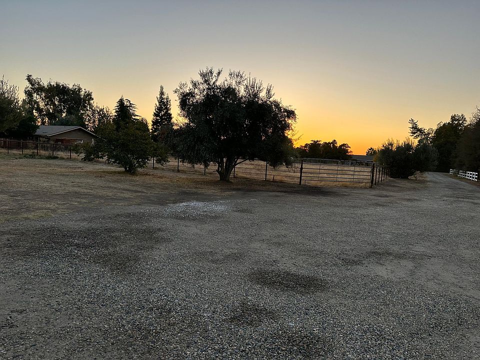 9118 N Fowler Ave, Clovis, CA 93619 Zillow