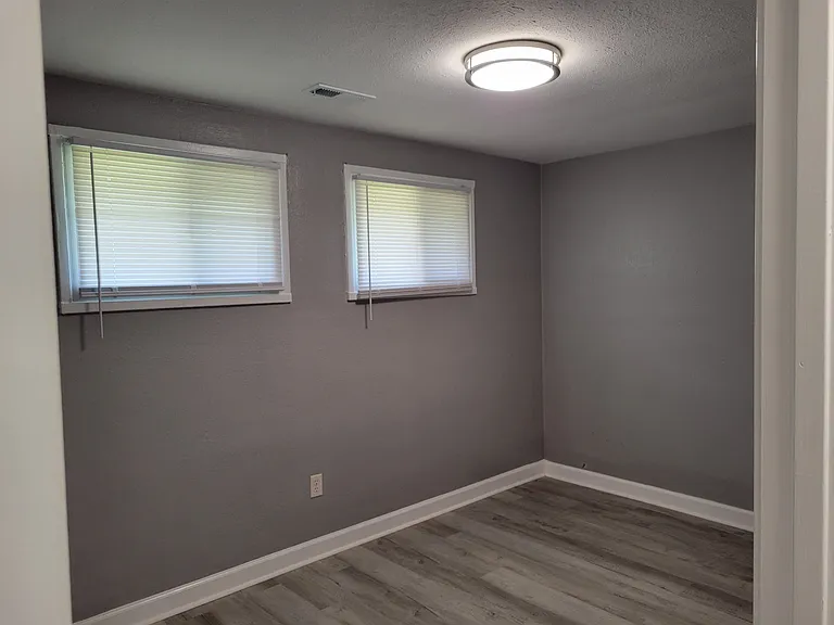 30 Jordan Dr — Photo 7