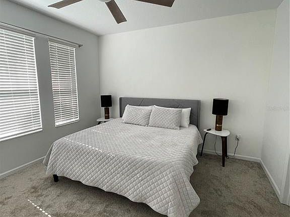 3rd image of 1447 Roxy Ln