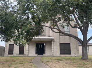 7033 Bevington Dr, Corpus Christi, TX 78413