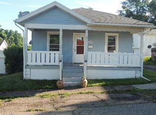 1510 Arthur Ave, Coshocton, OH 43812