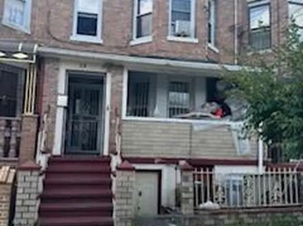 28 Malta St, Brooklyn, NY 11207