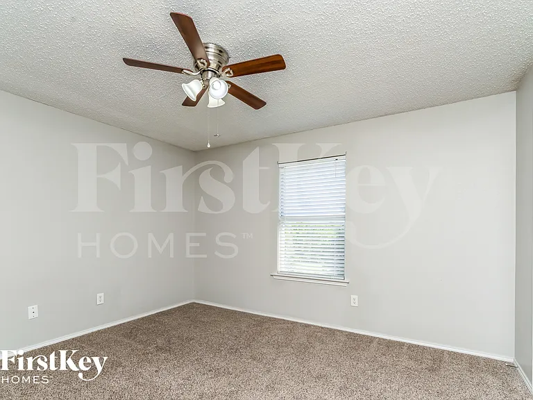 530 Alameda Ave — Photo 11