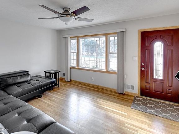 03 2411 McGee Dr Nanette & George Tafel