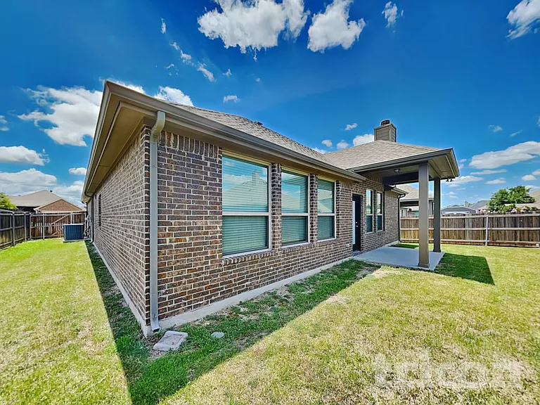209 Buckskin Dr — Photo 15