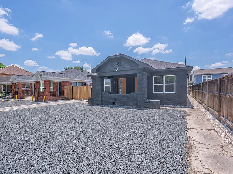 4202 Clay St #D — Photo 12