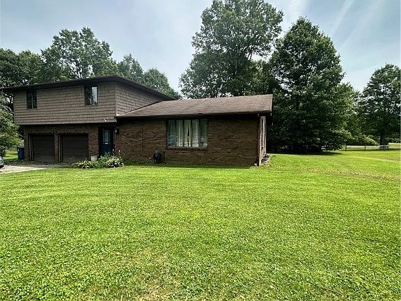 2nd image of 2805 Hood Dr