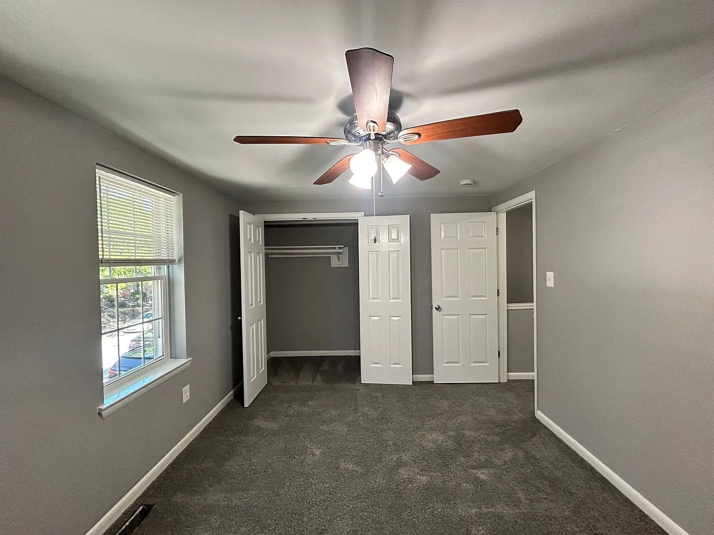 Baltimore - 2 Bedrooms and 1 baths Available! — Photo 3