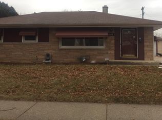 6516 N 89th St, Milwaukee, WI 53224