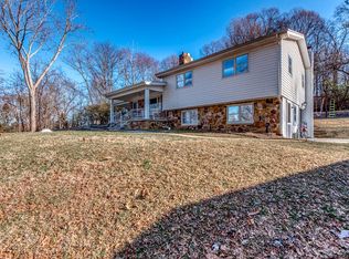 198 Chaseland Trl, Bristol, VA 24201