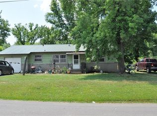 1004 SE 3rd St, Bentonville, AR 72712