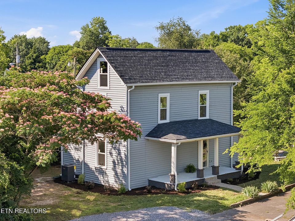 1st image of 315 Poplar St