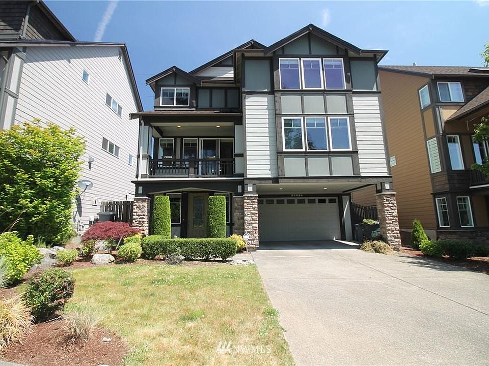 1st image of 23224 SE 34th Pl