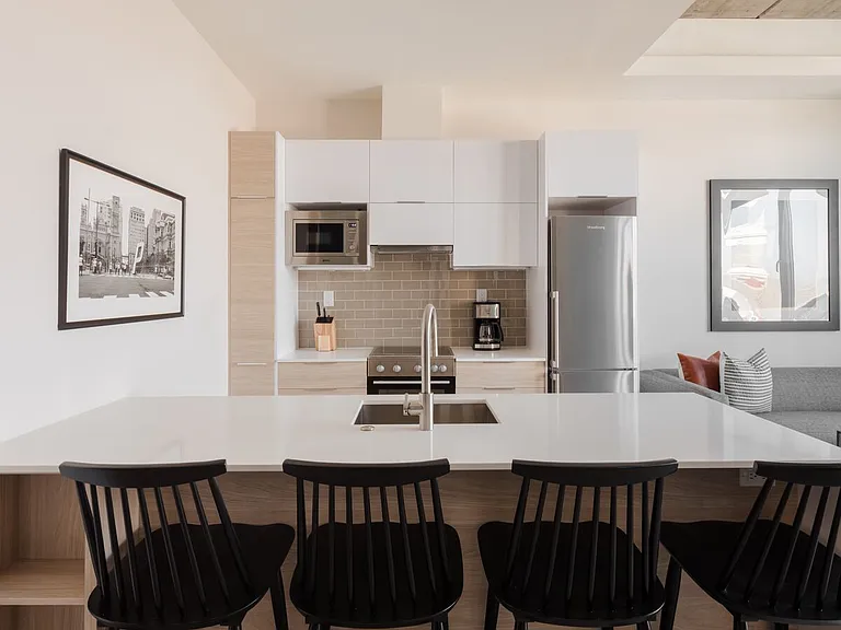 323 Race St #308 — Photo 10