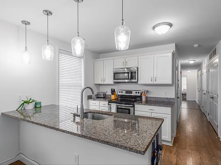 4618 Sansom St #4621-2 — Photo 6