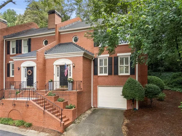 2104 Defoors Mill Dr NW, Atlanta, GA 30318