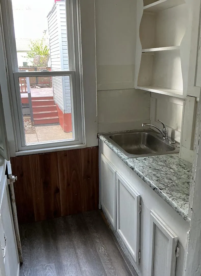 7801 Brinsmade Ave - Unit 1 — Photo 2