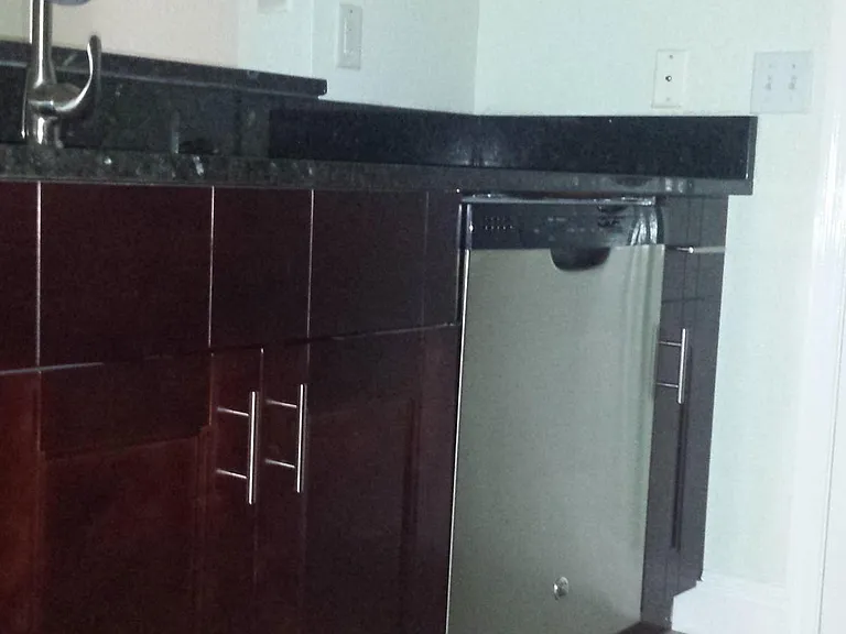 1708 Belmont Pl #1708 — Photo 3