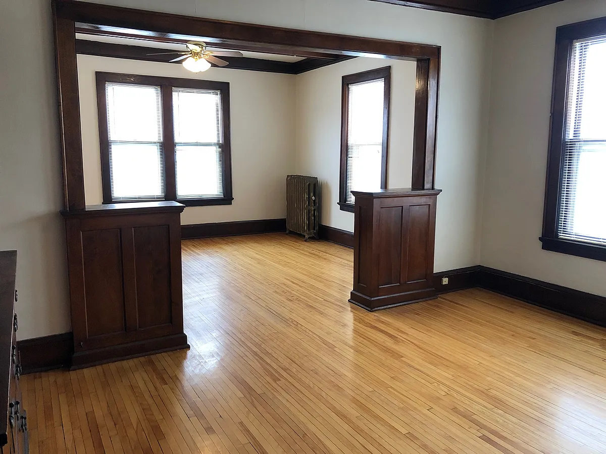 Building Photo - 803 Douglas Ave #1