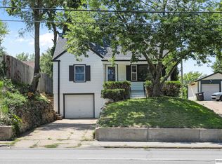 1114 S 42nd St, Omaha, NE 68105