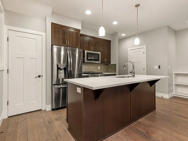 7898 SW Capitol Hill Rd — Photo 6