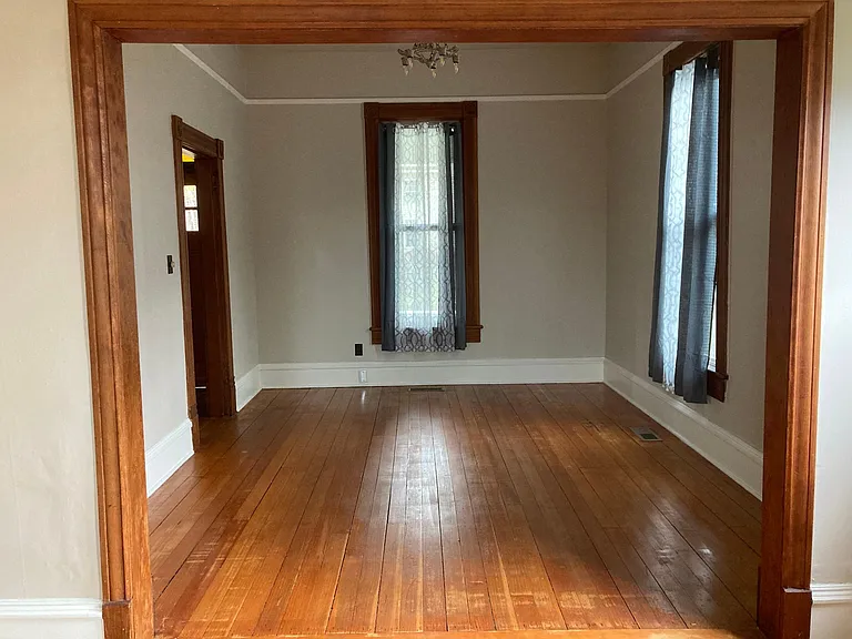 2321 Kulshan St — Photo 15