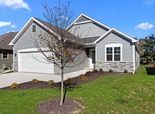 309 Evan Dr, Lake Geneva, WI
