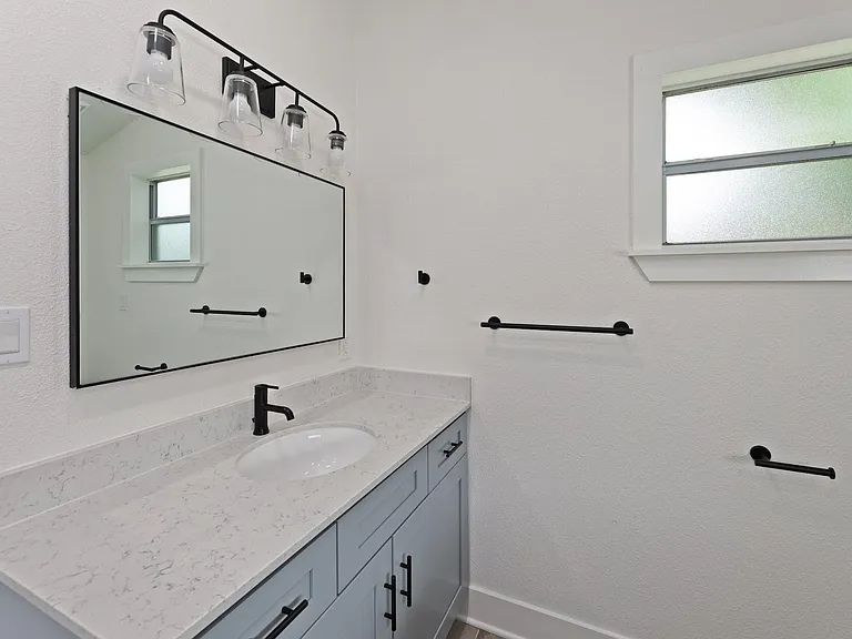 2208 Santa Rita St — Photo 17
